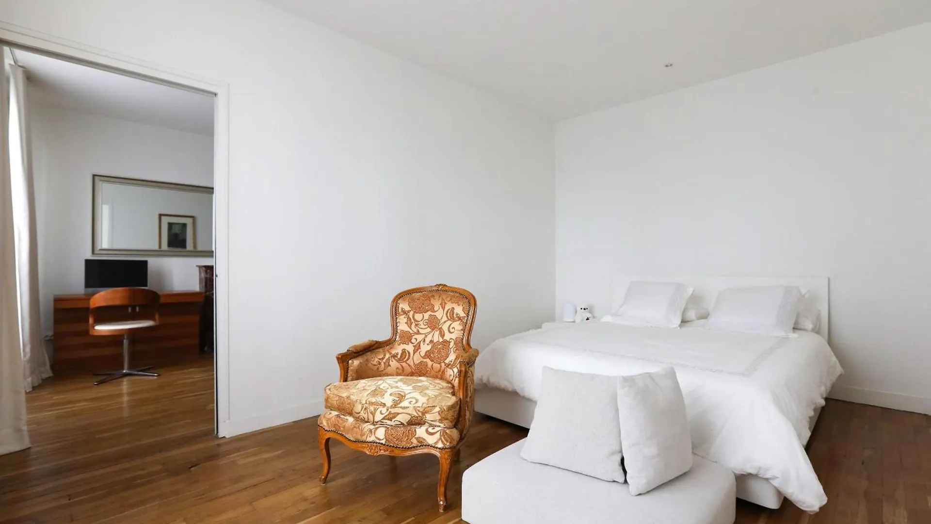 Bright Apartment For 4 With Balcony 파리